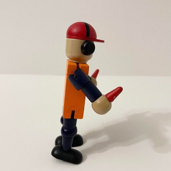 Turkish Airlines Small Wooden Toy Plane Coordinator Moveable Arms and Legs - Picture 10 of 16